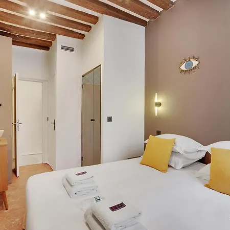 Apartment Cmg - Beaubourg / Reaumur *